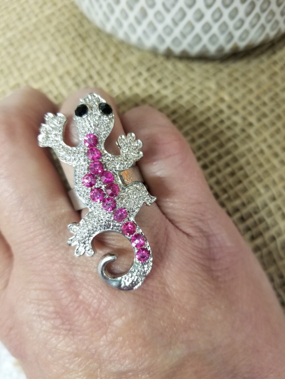 Charming Pink Rhinestone Lizard Ring - Picture 5 of 5